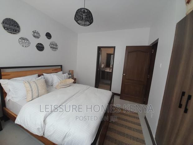 2bdrm Apartment in Gateway Mall Area for sale