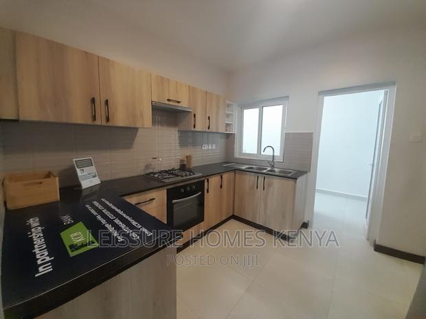 3bdrm Apartment in Gateway Mall Area for sale