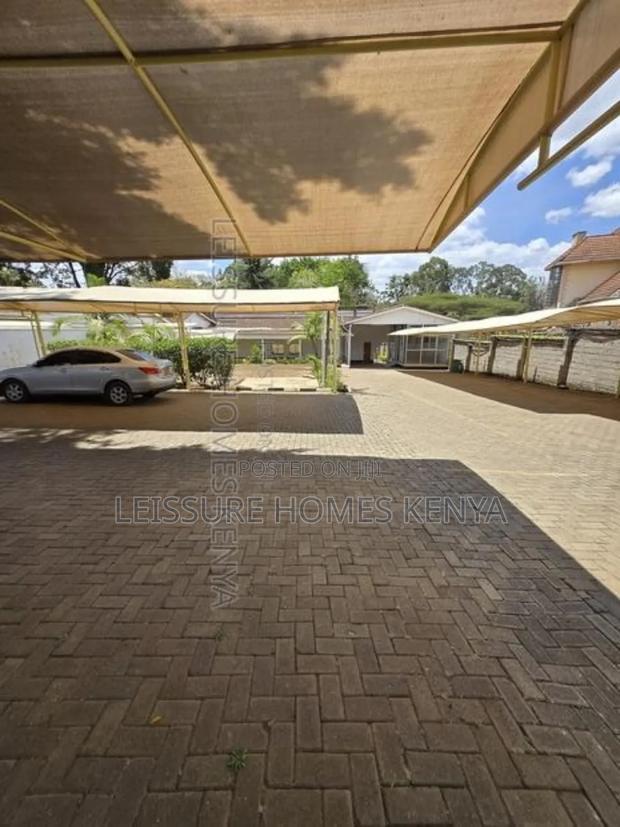 6 Bedroom Commercial Offices on One Acre