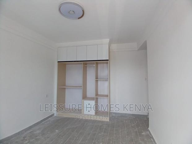 3bdrm Apartment in Gateway Mall Area for sale