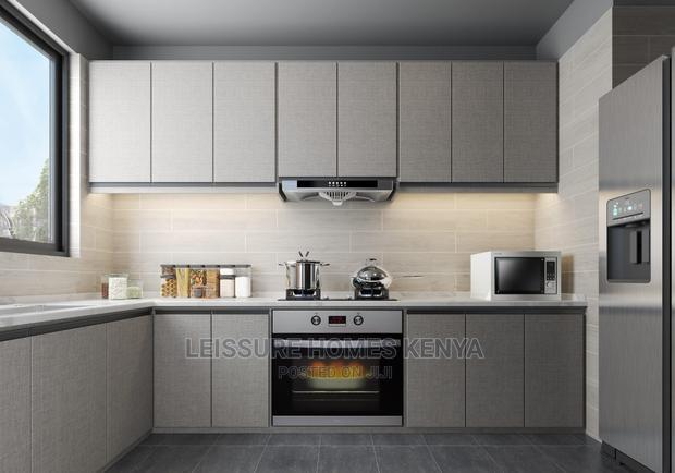 2bdrm Apartment in Gateway Mall Area for sale