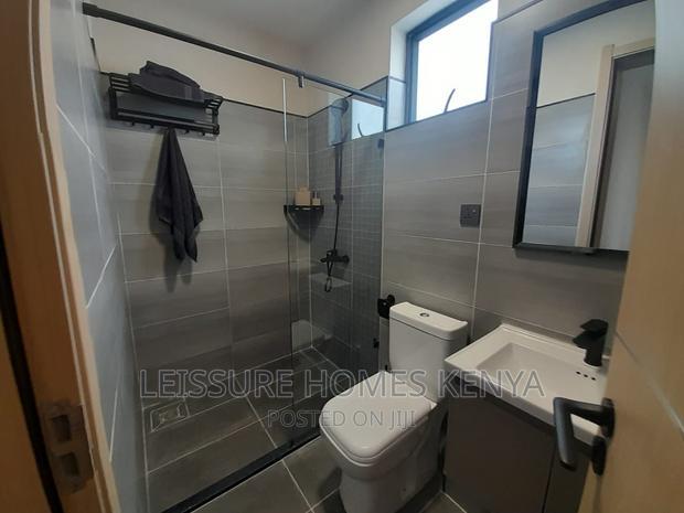 3bdrm Apartment in Gateway Mall Area for sale