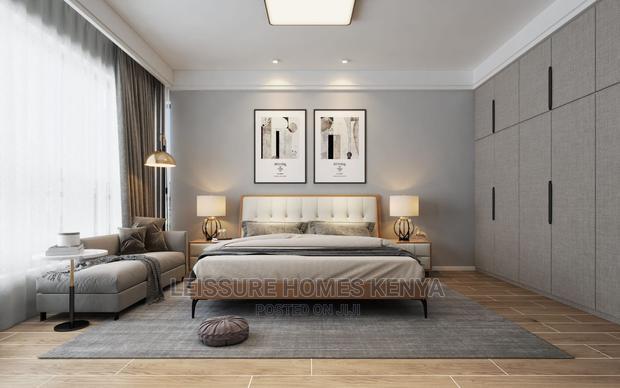 2bdrm Apartment in Gateway Mall Area for sale