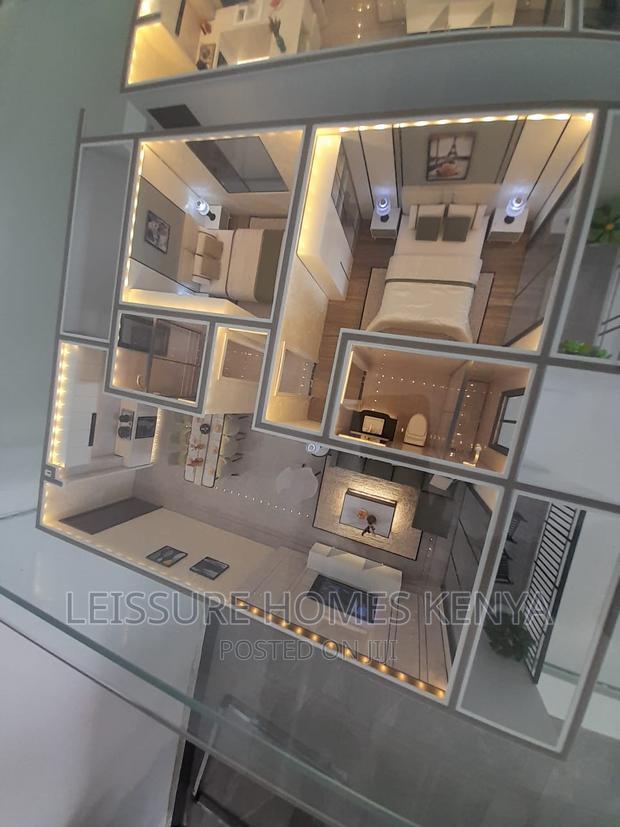2bdrm Apartment in Gateway Mall Area for sale