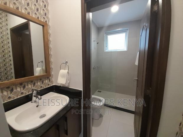 3bdrm Apartment in Gateway Mall Area for sale