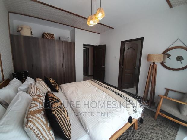 2bdrm Apartment in Gateway Mall Area for sale
