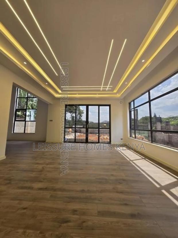 5bdrm Villa in Lavington for sale