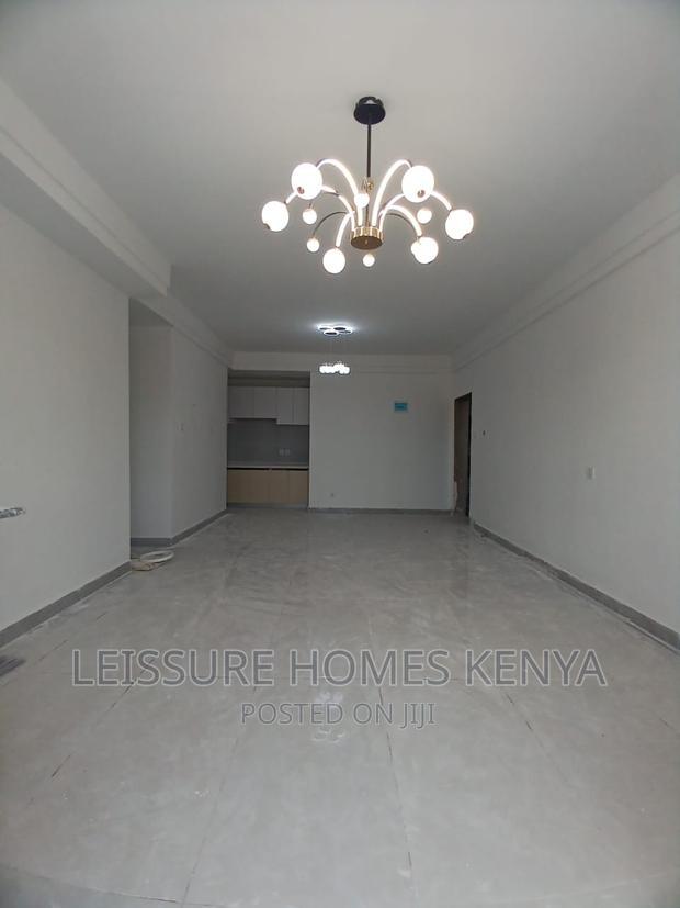 3bdrm Apartment in Gateway Mall Area for sale