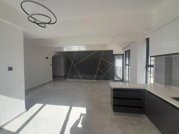 3bdrm Apartment in Lavington for sale