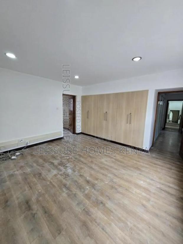 Commercial Offices on One Acre in Lavington