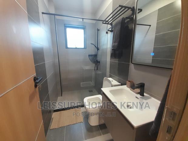One Bedroom Modern Apartment