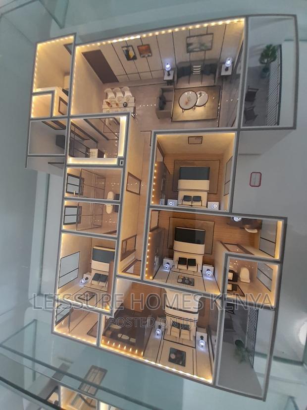2bdrm Apartment in Gateway Mall Area for sale