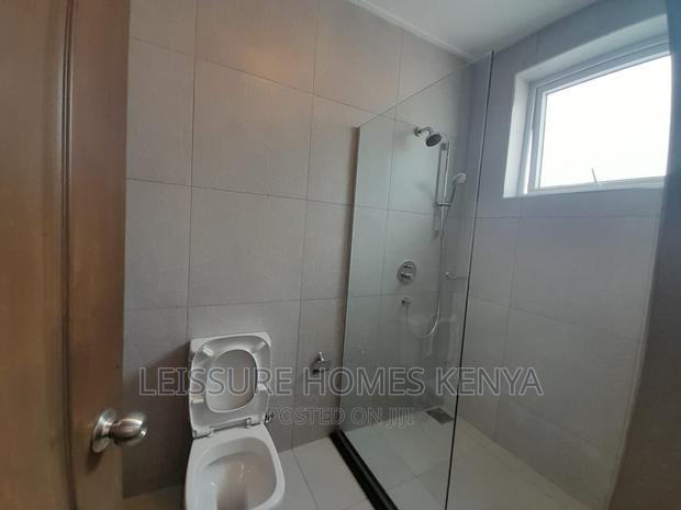 2bdrm Apartment in Gateway Mall Area for sale