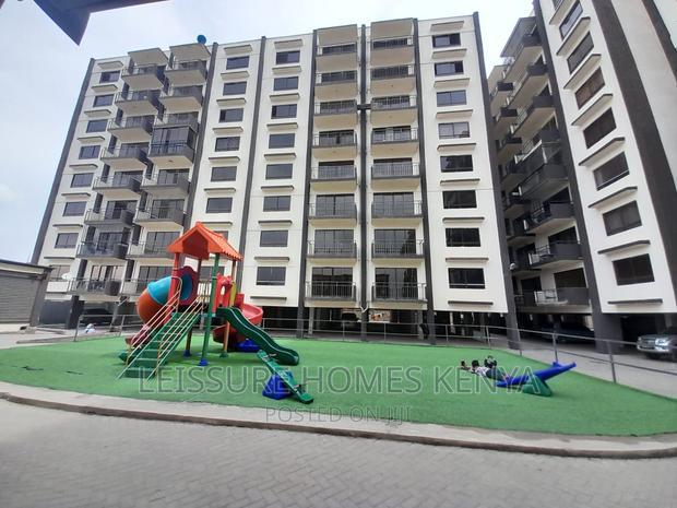 3bdrm Apartment in Gateway Mall Area for sale