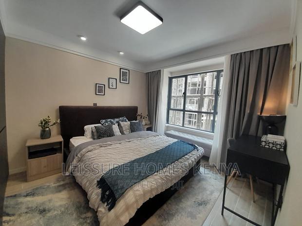 3bdrm Apartment in Gateway Mall Area for sale