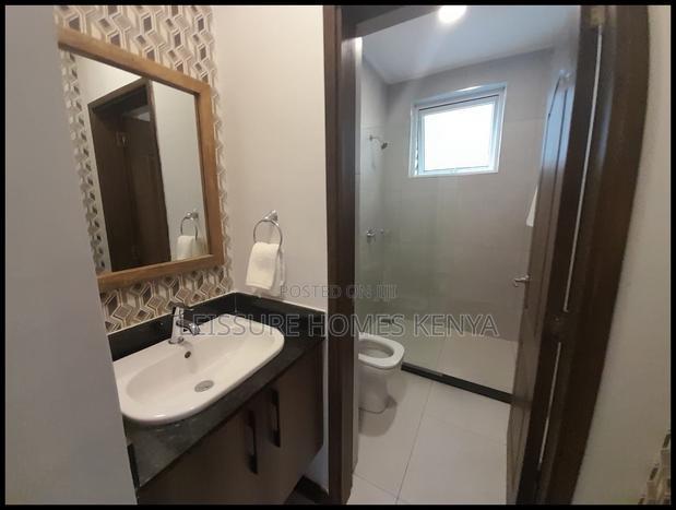 3bdrm Apartment in Gateway Mall Area for rent