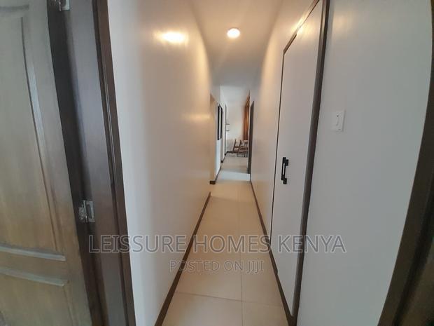 2bdrm Apartment in Gateway Mall Area for sale