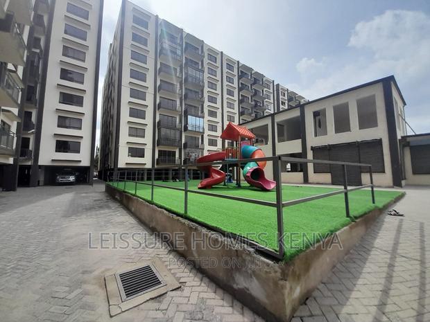3bdrm Apartment in Gateway Mall Area for sale