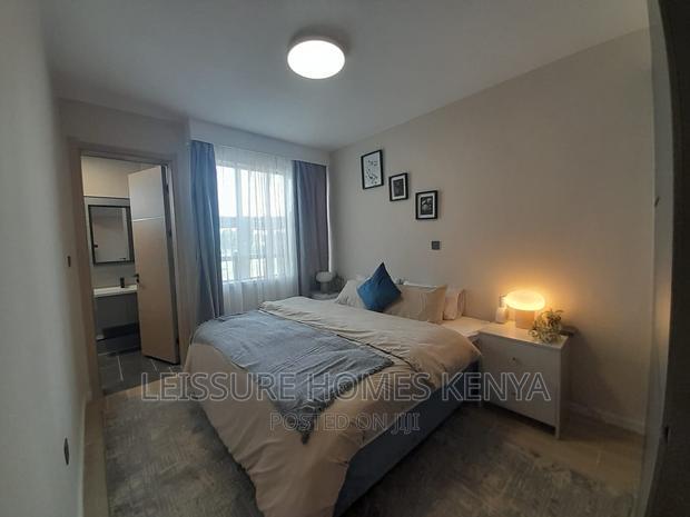 3bdrm Apartment in Gateway Mall Area for sale