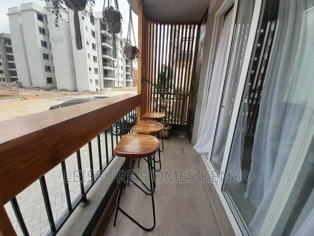 3bdrm Apartment in Gateway Mall Area for sale