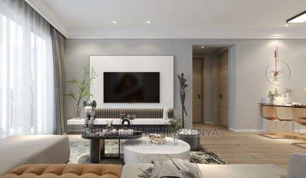 2bdrm Apartment in Gateway Mall Area for sale
