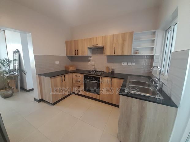 2bdrm Apartment in Gateway Mall Area for rent