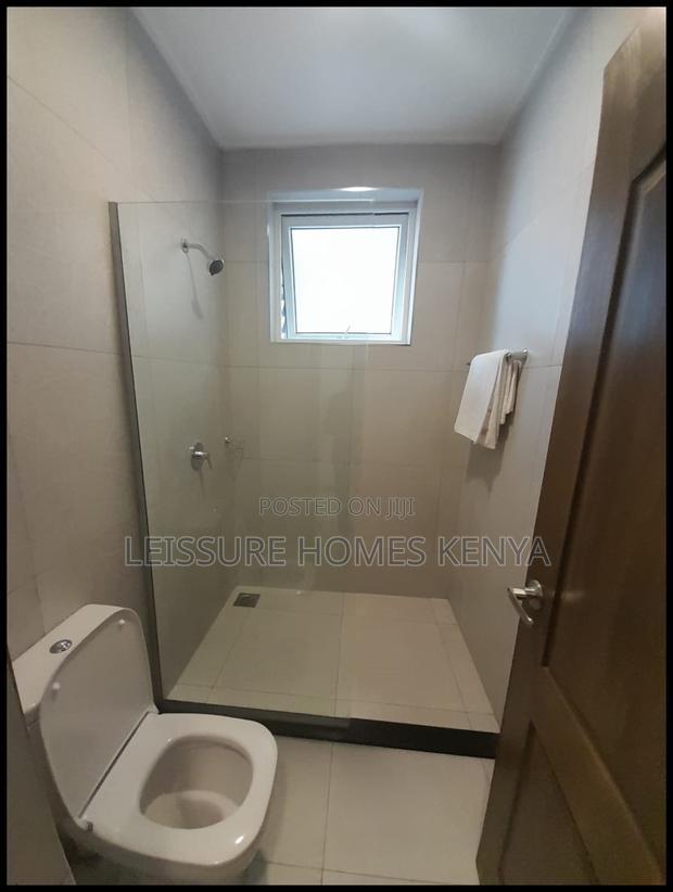 3bdrm Apartment in Gateway Mall Area for rent
