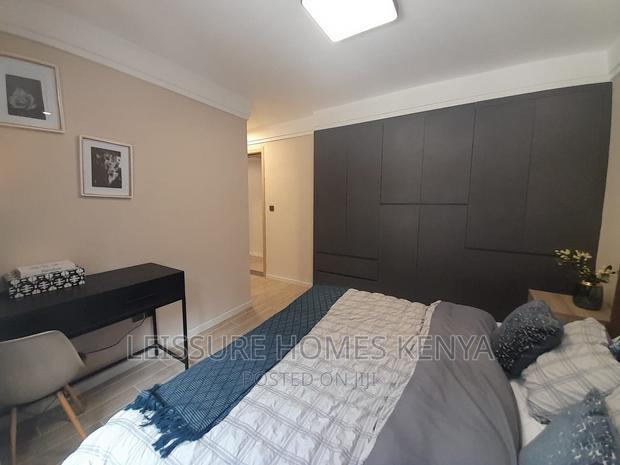 3bdrm Apartment in Gateway Mall Area for sale