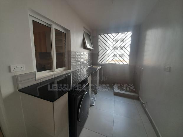 2bdrm Apartment in Gateway Mall Area for rent