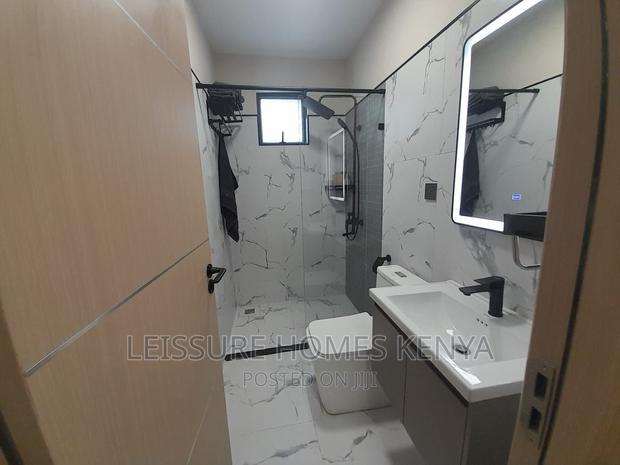 3bdrm Apartment in Gateway Mall Area for sale