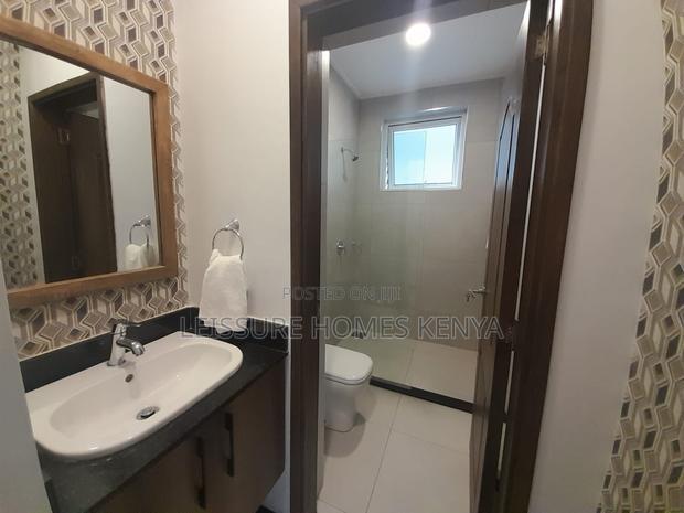 3bdrm Apartment in Gateway Mall Area for rent