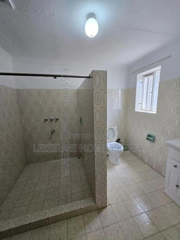 Commercial Offices on One Acre in Lavington