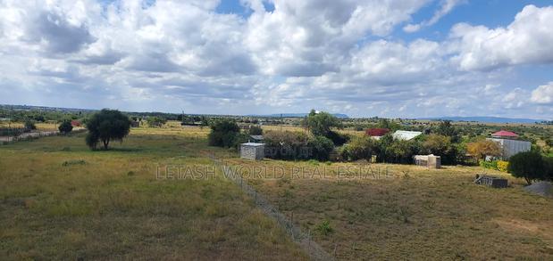 Value Added Plots in Kitengela, 4km From Highway