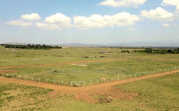 Selling , Lake View Phase 6