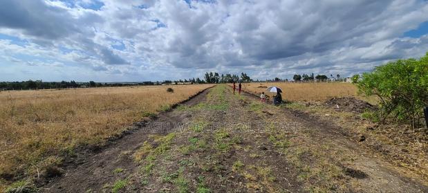 Good Price for a Plot 500mtrs From the Highway