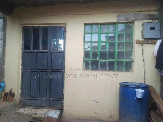 3bdrm House in Murram, Kenyatta Road / Theta for sale