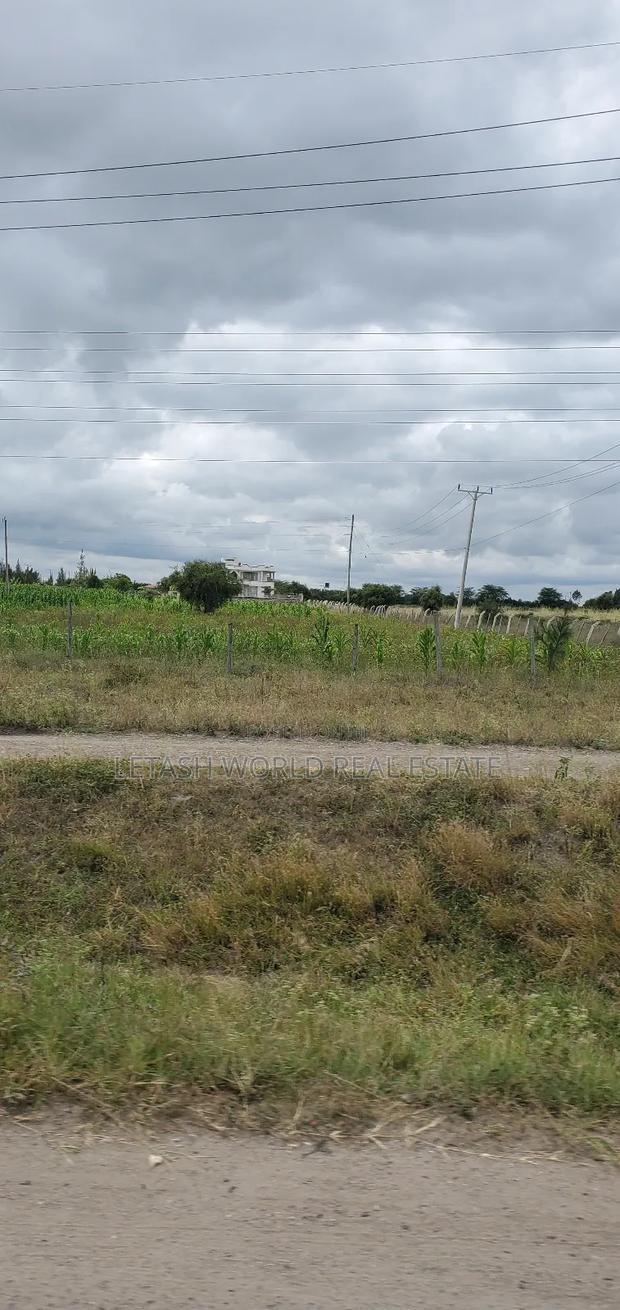 Kitengela Plains 2 Going for 1.49m 500mtrs From Highway