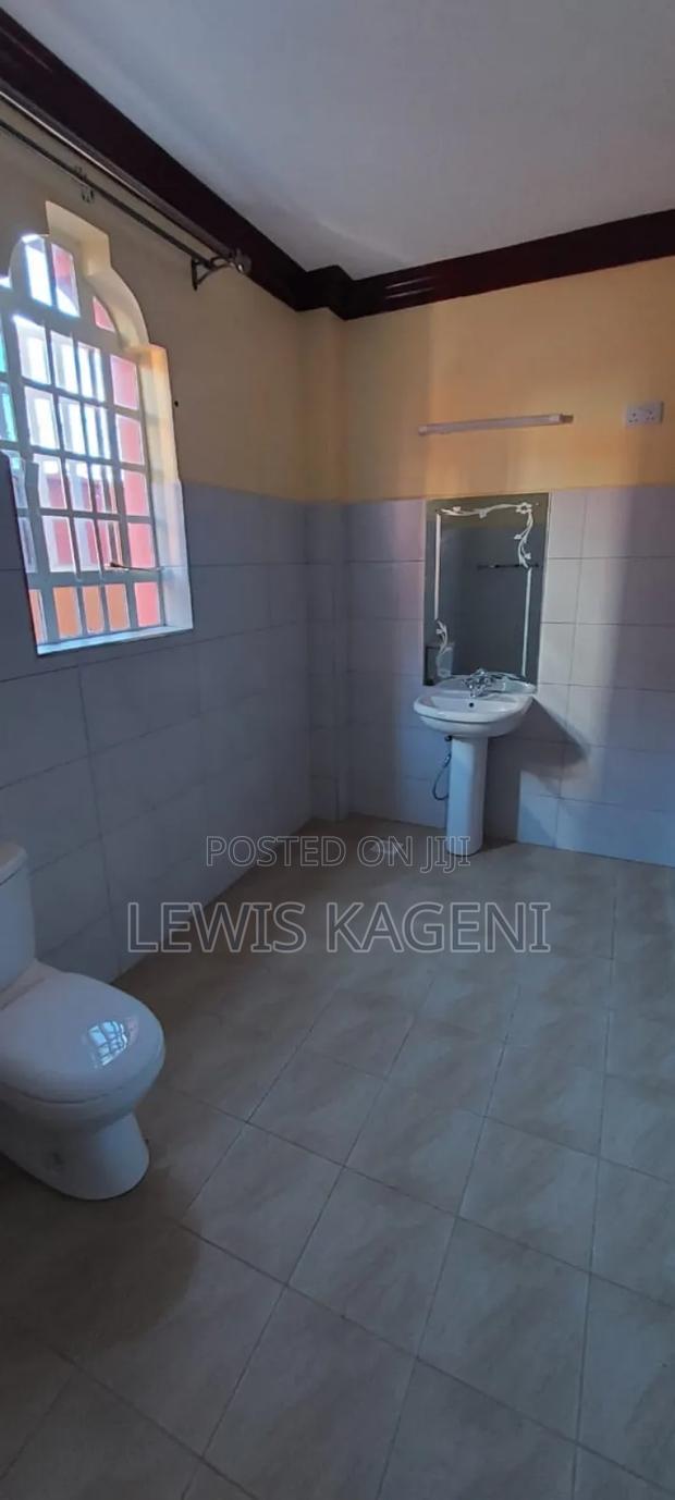 4bdrm House in Muigai Inn, Kenyatta Road / Theta for rent