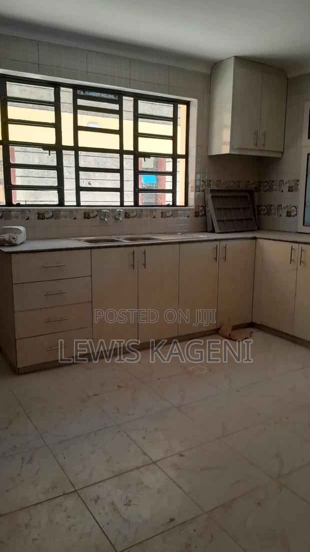 5bdrm Duplex in Kimunyu, Kenyatta Road / Theta for sale