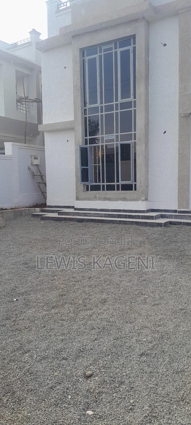 4bdrm Maisonette in Mugutha, Ruiru for sale