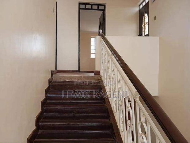 4bdrm Maisonette in Ngoingwa for rent