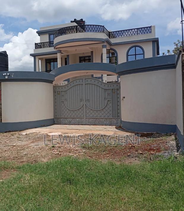 4bdrm Maisonette in Ngoingwa for rent