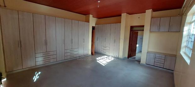 4bdrm House in Muigai Inn, Kenyatta Road / Theta for rent
