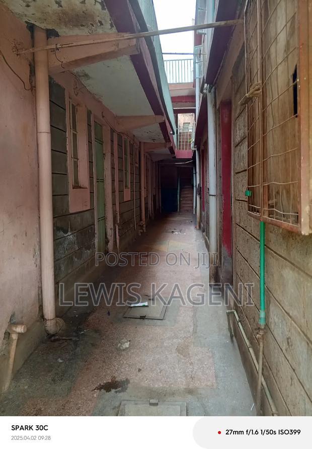 Commercial Miniflat for Sale