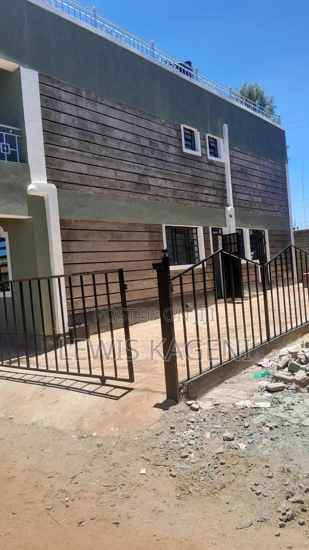 5bdrm Duplex in Kimunyu, Kenyatta Road / Theta for rent