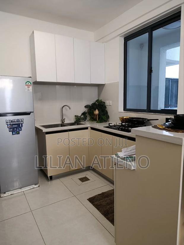 1bdrm Apartment in Gateway Mall Area for sale