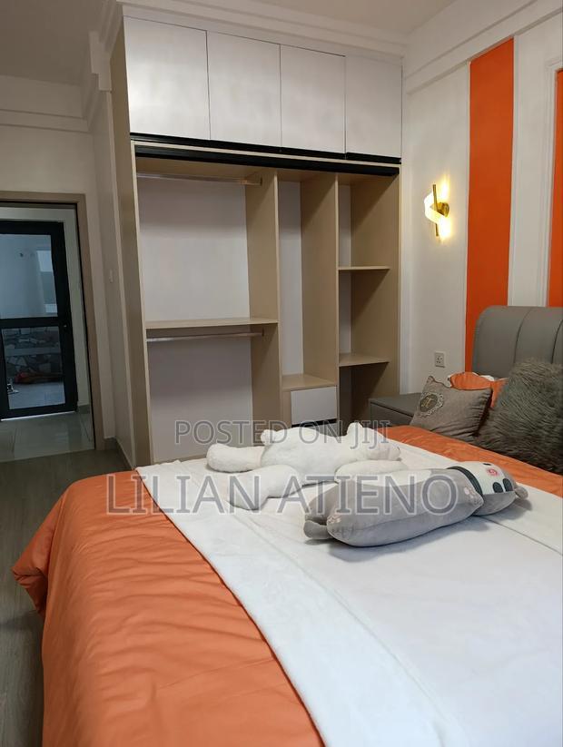 1bdrm Apartment in Gateway Mall Area for sale