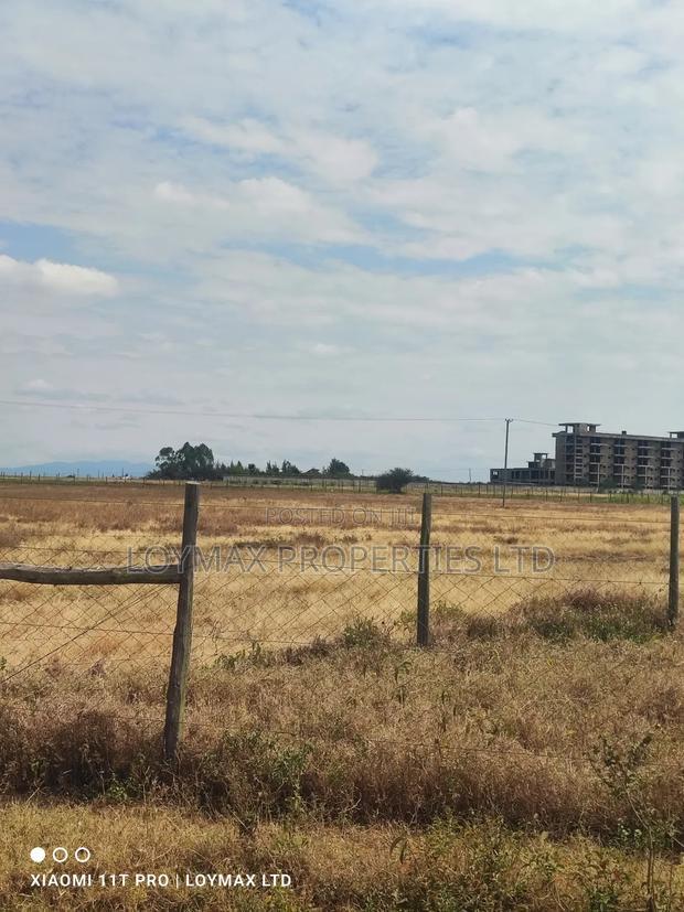 5 to 10 Acres in Kitengela Ostrich Farm