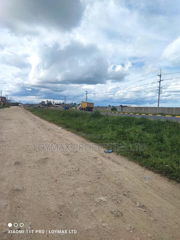 Commercial 50/100 Plot Touching Tarmac in Kitengela Kimalat