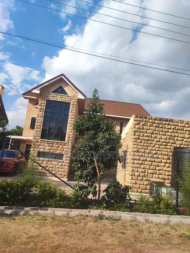 4bdrm Maisonette in Safaricom Two, Kitengela for sale